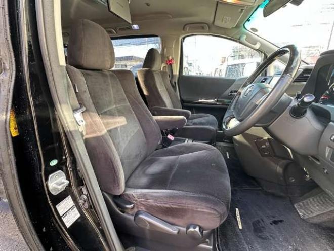 ヴェルファイア2.4 Z プラチナセレクションII タイプゴールド 4WD　両側パワースライドドア　Bluetooth　ALPINEフリップダウンモニター　イクリプスナビ　パワーバックドア　ETC　社外アルミホイール冬　バックカメラ　横滑り防止装置　コーナセンサー　プッシュスタート 2400