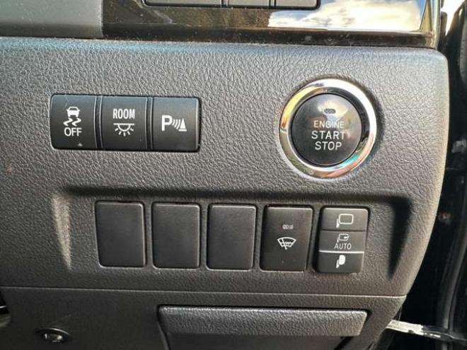 ヴェルファイア2.4 Z プラチナセレクションII タイプゴールド 4WD　両側パワースライドドア　Bluetooth　ALPINEフリップダウンモニター　イクリプスナビ　パワーバックドア　ETC　社外アルミホイール冬　バックカメラ　横滑り防止装置　コーナセンサー　プッシュスタート 2400