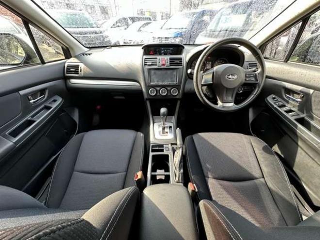 インプレッサスポーツ 2.0 i アイサイト 4WD　プッシュスタート　アイドリングトップ　横滑り防止　ETC　レーンキープアシスト　衝突軽減ブレーキ　コーナーセンサー　純正アルミホイール夏　クルーズコントロール 2000