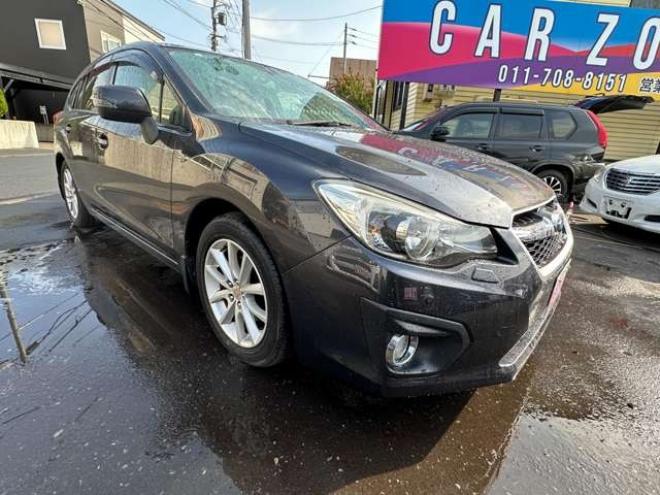 インプレッサスポーツ 2.0 i アイサイト 4WD　プッシュスタート　アイドリングトップ　横滑り防止　ETC　レーンキープアシスト　衝突軽減ブレーキ　コーナーセンサー　純正アルミホイール夏　クルーズコントロール 2000