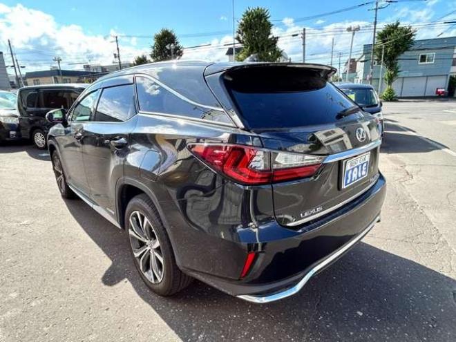 レクサスRX 450hL 4WD　パワーバックドア　ハイブリッド車　クール　ヒーターシート3列シート7人乗り 3500