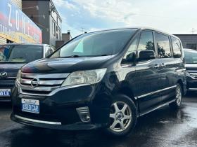 セレナ　2.0 ハイウェイスター 4WD　ナビTVバックモニタークルーズコントロール 2000