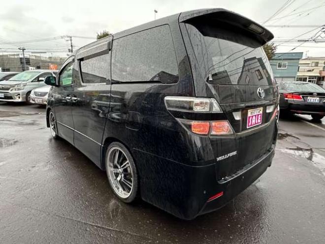 ヴェルファイア2.4 Z 4WD　HDDナビ　Bluetooth　地デジ　両側パワースライドドア　フリップダウンモンター　プッシュスタート　横滑り防止装置　コーナーセンサー　ETC　　社外アルミホイール夏　バックモニター 2400