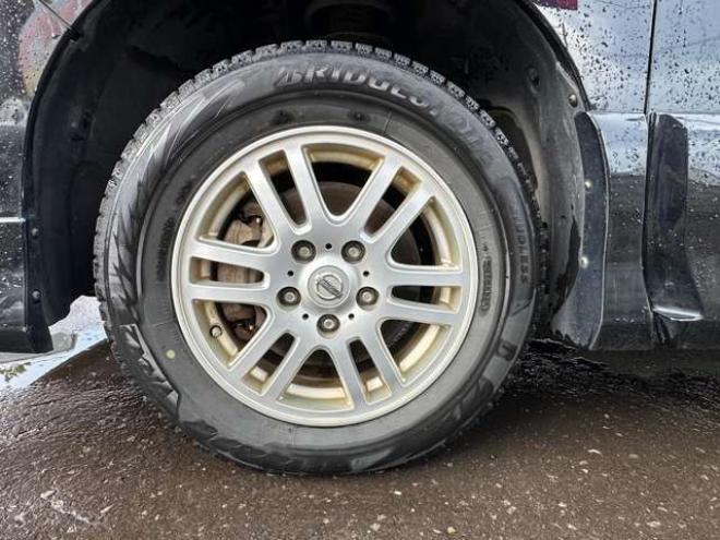 セレナ2.0 ハイウェイスター Vセレクション 4WD　両側ワンタッチオートスライドドア　ETC 2000