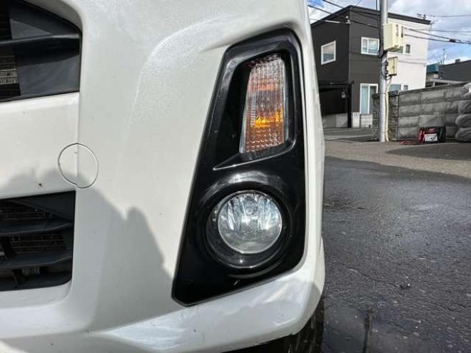 ステラカスタムR スマートアシスト 4WD　社外ナビ　地デジ　エコアイドル　プッシュスタート　横滑り防止装置　衝突軽減ブレーキ　社外アルミホイール夏 660