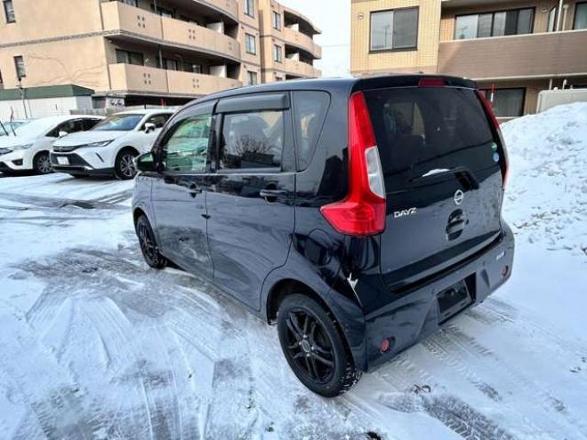 デイズX 4WD　ドラレコ　エンジンスターター　全周囲カメラ　バックカメラアクセル踏み間違い防止装置 660