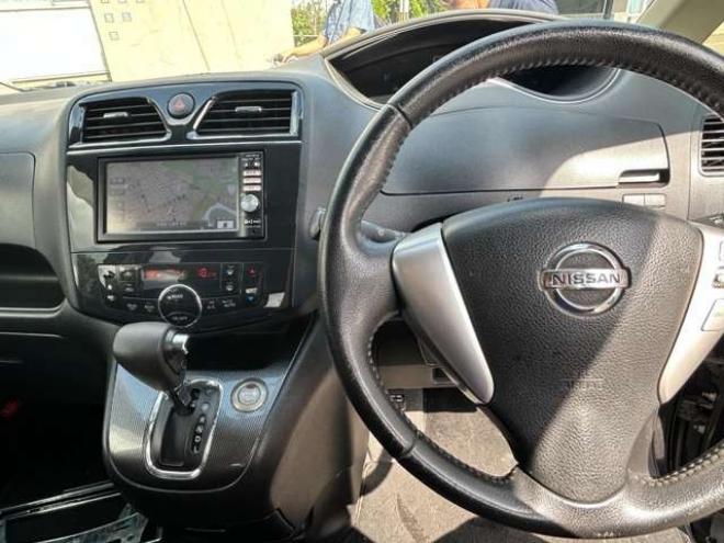 セレナ2.0 ライダー ブラックライン 4WD　 2000