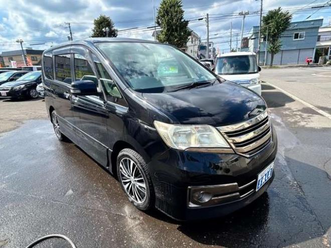 セレナ2.0 ライダー ブラックライン 4WD　 2000