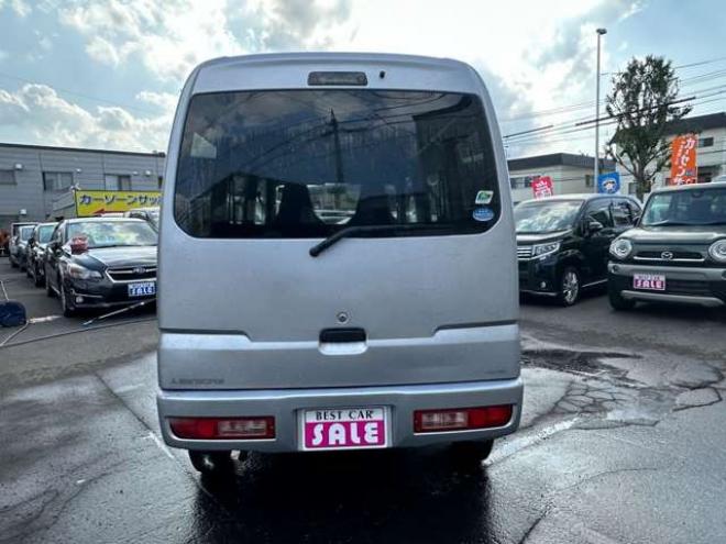 ミニキャブバン CD ハイルーフ 4WD　4WD切替スイッチ　FM/AMラジオ 660