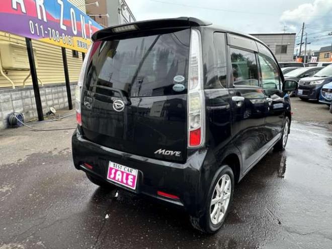 ムーヴカスタム X 4WD　社外CDオーディオ　純正アルミホイール夏　プッシュスタート　キーレスキー 660