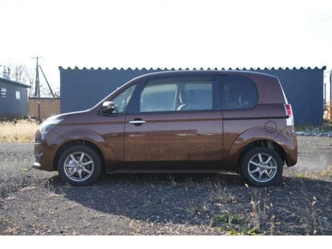 スペイド1.5 F 4WD　車検R9年12月 夏冬タイヤ付 冬前お渡し　下回り防錆加工済 社外オプションナビ フルセグTV 片側電動スライドドア 1500