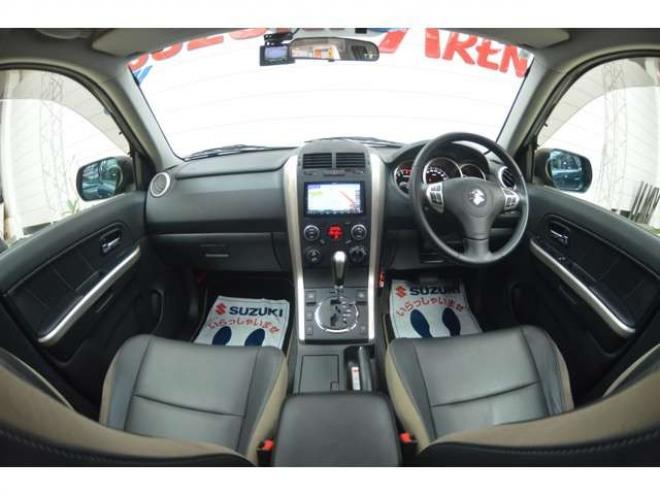 エスクード2.4 ランドブリーズ 4WD　特別仕様車サンルーフSDナビTVバックカメラ 2400