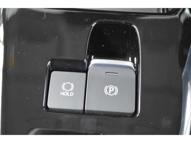 クロスビー1.2 ハイブリッド MZ アップグレードパッケージ装着車 4WD　ハイブリッド4WDセーフティサポート搭載スズキコネクト対応通信機装着車アップグレードパッケージ全方位モニター付9インチナビTVバックカメラアダプティブクルーズコントロールLEDライト 登録済未使用車 1200