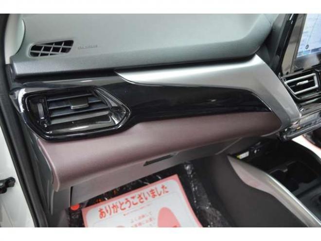 フロンクス1.5 4WD　ハイブリット4WDセーフティサポート搭載4WDスズキコネクト対応通信機装着車アダプティブクルーズコントロール全方位モニター付き9インチナビTVバックカメラハイビームアシストLEDライト 登録済未使用車 1500