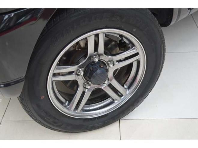 ジムニーランドベンチャー 4WD　ワンオーナー特別仕様車5速マニュアル4WDターボ7インチワイドナビTVバックカメラETCハーフレザーシートヒーター 660