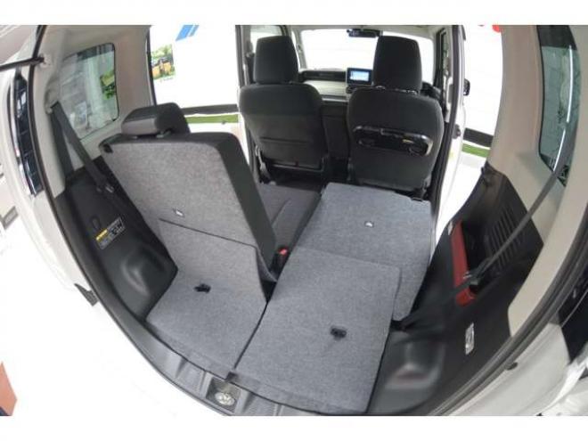 スペーシアハイブリッド X 4WD　レンタアップ車ハイブリッド4WDセーフティサポート搭載デュアルカメラブレーキサポート後退時ブレーキサポート両側オートスライドドア7インチワイドナビTVバックカメラETCハイビームアシスト 660