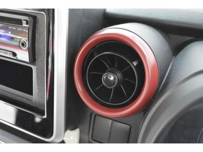 スペーシアハイブリッド X 4WD　ワンオーナー車ハイブリッド4WDターボセーフティサポート搭載アイドリングストップ横滑り防止装置ハイビームアシスト両側オートスライドCDシートヒーター 660