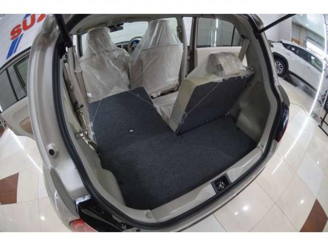 ラパンハイブリッド X 4WD　ハイブリッド4WDセーフティサポート搭載スズキコネクト対応通信機装着車アイドリングストップ全方位モニター用カメラパッケージハイビームアシストLEDライト 登録済未使用車 660