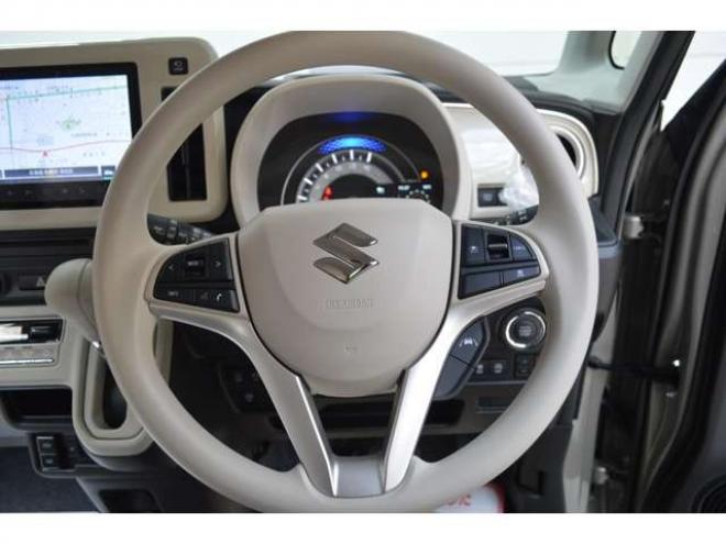 ワゴンRスマイルハイブリッド X 4WD　クリームコーデセーフティサポートスズキコネクト対応9インチ全方位ナビLEDハイブリット4WDセーフティサポート搭載アイドリングストップハイビームアシストLEDライト両側オートスライドドアパーキングセンサー 登録済未使用車 660