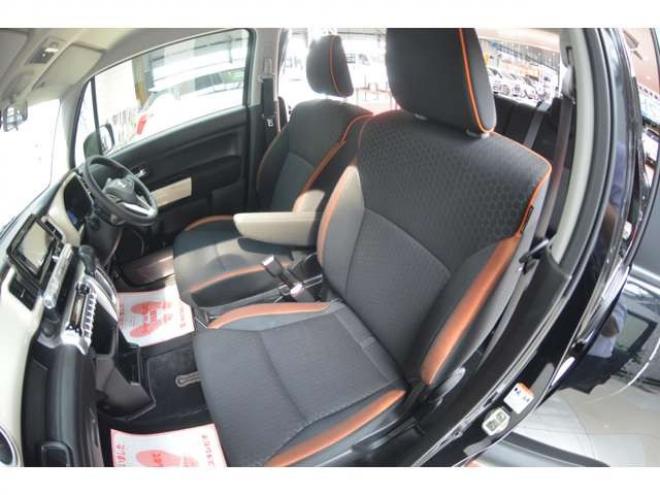 クロスビー1.0 ハイブリッド MZ 4WD　ワンオーナー車ハイブリット4WDターボセーフティサポート搭載パドルシフト横滑り防止装置クルーズコントロールLEDライト純正ディスプレイオーディオ 1000