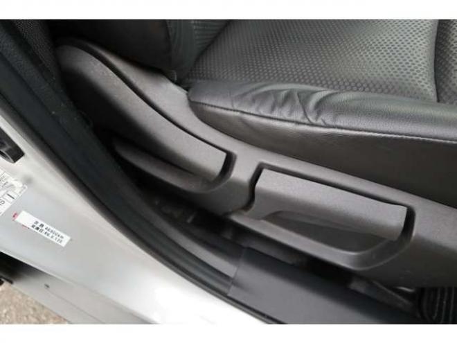 エクストレイル2.0 20S ハイブリッド 4WD　純正フルセグナビ　ETC　アラウンドビューカメラ　パーキングアシスト　ヒルディセントコントロール　クルーズコントロール　パーキングソナー 2000