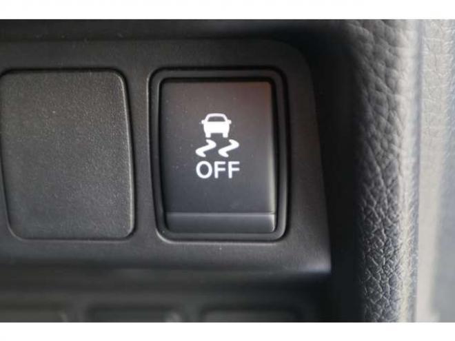 エクストレイル2.0 20S ハイブリッド 4WD　純正フルセグナビ　全方位モニター　ETC インテリジェントルームミラー　ヒルディセントコントロール 2000