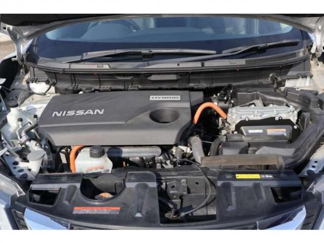 エクストレイル2.0 20S ハイブリッド 4WD　純正フルセグナビ　全方位モニター　ETC インテリジェントルームミラー　ヒルディセントコントロール 2000