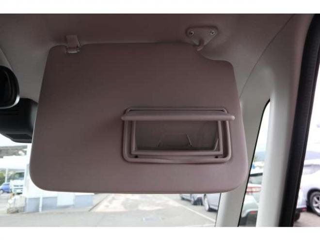 デイズルークスハイウェイスターX Vセレクション 4WD　アラウンドビューモニター(ルームミラー)　両側電動スライドドア　シートヒーター　LEDヘッドライト　エマージェンシーブレーキ 660