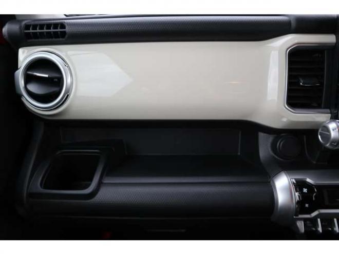 クロスビー1.0 ハイブリッド MX スズキ セーフティ サポートパッケージ装着車 4WD　CDプレイヤー　シートヒーター　アイドリングストップ　パーキングセンサー　デュアルセンサーブレーキサポート　ヒルディセントコントロール 1000