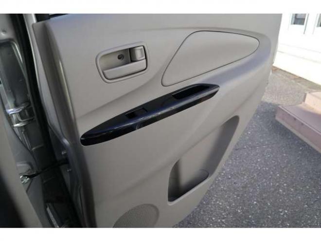 デイズS 4WD　CDプレイヤー　エマージェンシーブレーキ　運転席シートヒーター　踏み間違い衝突防止アシスト 660