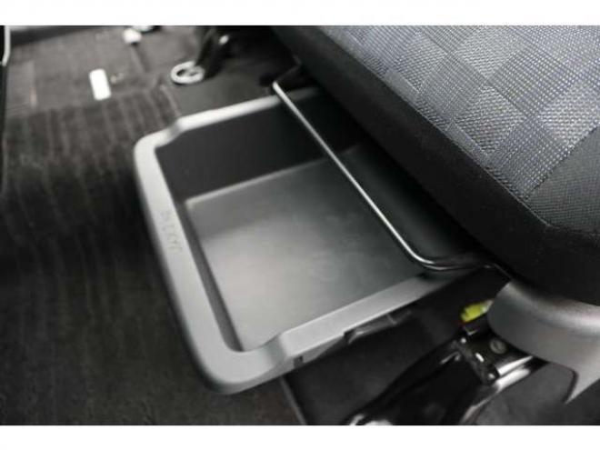 デイズハイウェイスターX 4WD　社外フルセグナビ　アラウンドビューモニター　LEDヘッドライト　シートヒーター　エマージェンシーブレーキ　車線逸脱警報機能 660