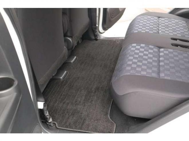 デイズハイウェイスターX 4WD　社外フルセグナビ　アラウンドビューモニター　LEDヘッドライト　シートヒーター　エマージェンシーブレーキ　車線逸脱警報機能 660