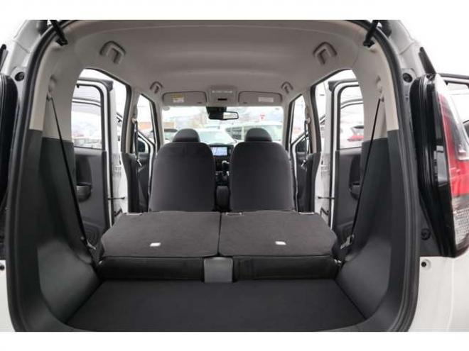 デイズハイウェイスターX 4WD　社外フルセグナビ　アラウンドビューモニター　LEDヘッドライト　シートヒーター　エマージェンシーブレーキ　車線逸脱警報機能 660