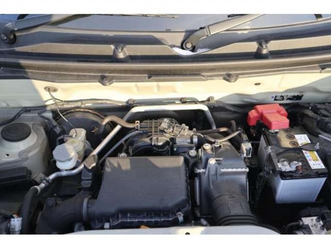 ハスラーJスタイルIIIターボ 4WD　1オーナー　特別仕様　4WD　ターボ　衝突軽減ブレーキ　CDプレイヤー　クルーズコントロール　LEDヘッドライト　オートエアコン　シートヒーター 660