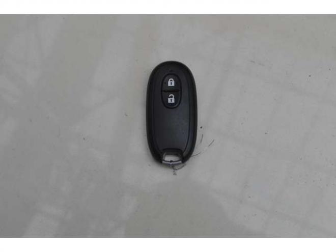 ハスラーJスタイルIIIターボ 4WD　1オーナー　特別仕様　4WD　ターボ　衝突軽減ブレーキ　CDプレイヤー　クルーズコントロール　LEDヘッドライト　オートエアコン　シートヒーター 660