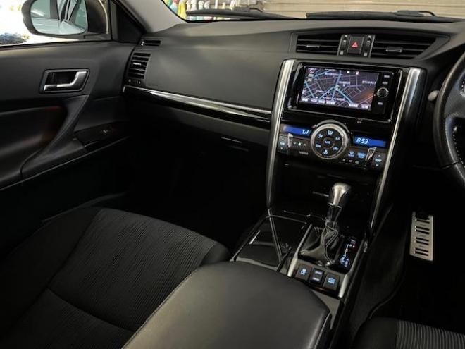 マークX寒冷地仕様　禁煙車　純正エンジンスターター　前後ドライブレコーダー　トヨタセーフティセンス　純正ナビ　フルセグ地デジ　ＤＶＤ再生　Ｂｌｕｅｔｏｏｔｈオーディオ　バックカメラ　純正ＬＥＤヘッドライト 4WD 2500 4Dr