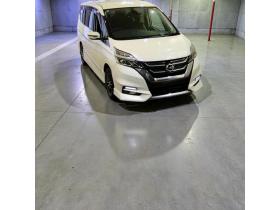 セレナ　ハイウェイスター 本州車寒冷地仕様 ナビTVバックカメラ 両側パワースライドドア 8人乗 車検新規2年 24ヶ月点検整備済 保証付！ 4WD 2000 5Dr