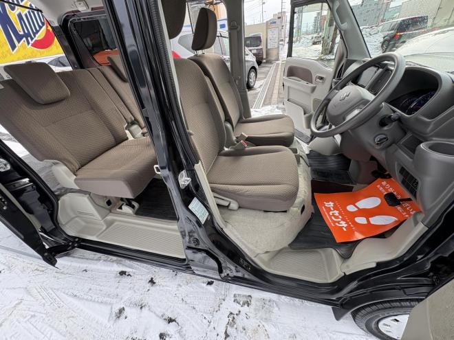 エブリィEVERY VAN 4WD JION TURBO一家に一台軽パコ　TURBO 寒冷地仕様　2検付　リアヒーター　Bluetoothフルセグナビ　キーレス　リビルトエンジン交換済　エンジンオイル交換　オイルエレメント交換　atf交換　スタットレス付 4WD 660 ５Dr