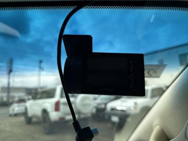 ヴェルファイアハイブリッド 2.5 V E-Four 4WD　社外アルミ　オートミラー　ETC　ドライブレコーダー　ローダウン　ワンオーナー　両側電動スライドドア　パワステ　パワーウィンドウ　ベージュ革シート　純正ナビ　バックカメラ　ABS　キーレスエントリー 2500