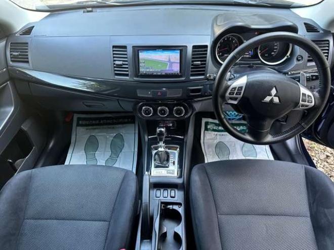 ギャランフォルティス 2.0 ラリーアート 4WD　社外ナビ　フルセグ　バックカメラ　ドラレコ　パワーウィンドウ　パワステ　ABS　キーレスエントリー　盗難防止装置　　クルーズコントロール 2000