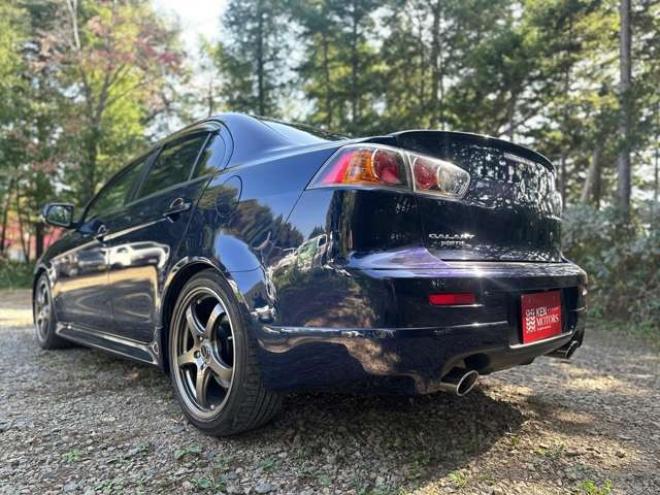 ギャランフォルティス 2.0 ラリーアート 4WD　社外ナビ　フルセグ　バックカメラ　ドラレコ　パワーウィンドウ　パワステ　ABS　キーレスエントリー　盗難防止装置　　クルーズコントロール 2000