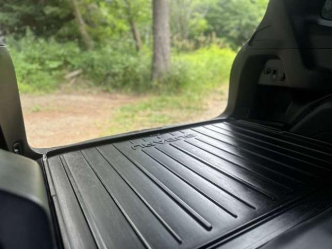 フォレスター2.0 tS 4WD　300台限定車/ターボ/社外ナビ/Bカメラ/電動リアゲート 2000