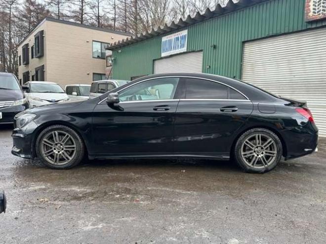ベンツCLAクラス CLA250 4マチック 4WD　ナビ　TV　バックカメラ　アルミホイール　ディスチャージドランプ　電動シート　パワステ　パワーウィンドウ　キーレス　ETC　シートヒーター　横滑り防止装置　アイドリングストップ　クルーズコントロール 正規輸入車 2000