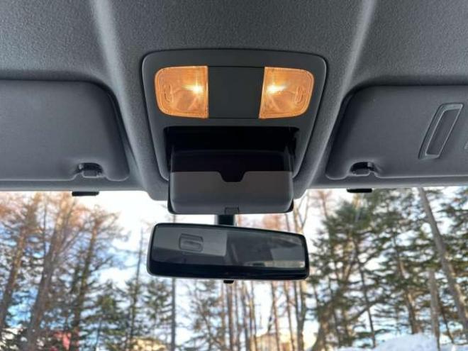 ハイラックスサーフ2.7 SSR-X リミテッド 4WD　リフトアップ/社外ナビ/PS/PW/AW/Bカメラ 2700