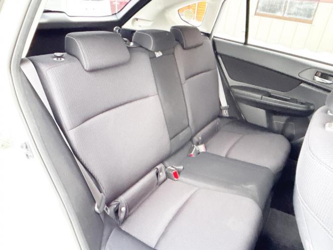 インプレッサ5ドア1.6i-L 4WD　ローンが不安な方＜優遇ローン＞本州仕入 1年保証　社外ナビ　フルセグTV