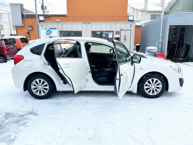 インプレッサ5ドア1.6i-L 4WD　ローンが不安な方＜優遇ローン＞本州仕入 1年保証　社外ナビ　フルセグTV