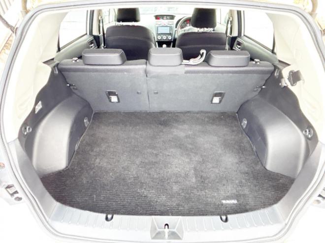 インプレッサ5ドア1.6i-L 4WD　ローンが不安な方＜優遇ローン＞本州仕入 1年保証　社外ナビ　フルセグTV