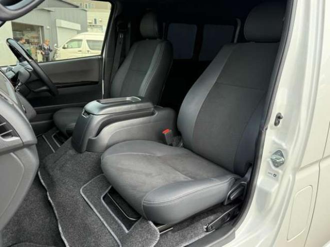 ハイエースバン2.8 スーパーGL ダークプライムII ロングボディ ディーゼルターボ 4WD　寒冷地仕様 ワンオーナー パノラミックビューモニター デジタルインナーミラー 415COBRA CL-3フロントリップ CL-2サイドステップ　CL-ステップリアバンパー　ステージ2　バッドラッカー18インチアルミ　トーヨーH30 2800