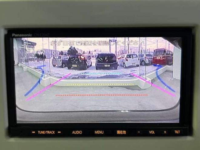 ラパンL 4WD　プッシュスタート　スマートキー　ナビ　バックカメラ　衝突軽減　横滑り防止　アイドリングストップ　前席シートヒーター　ETC 660