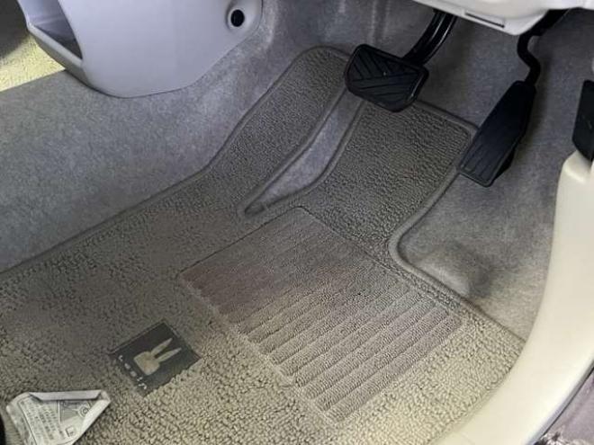 ラパンL 4WD　プッシュスタート　スマートキー　ナビ　バックカメラ　衝突軽減　横滑り防止　アイドリングストップ　前席シートヒーター　ETC 660